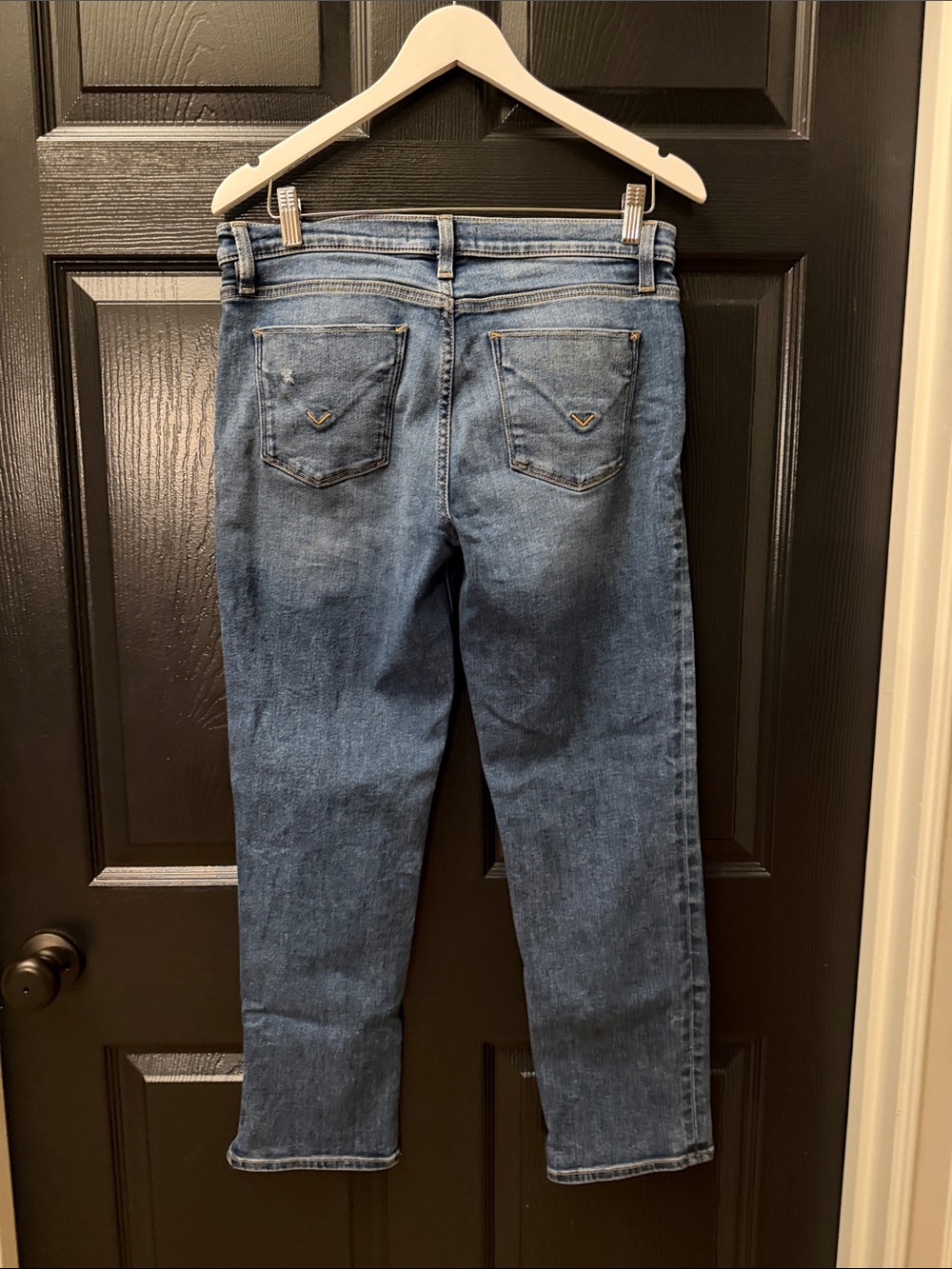 Hudson Jeans Straight Leg in Faded Blue Wash - Picture 3 of 4